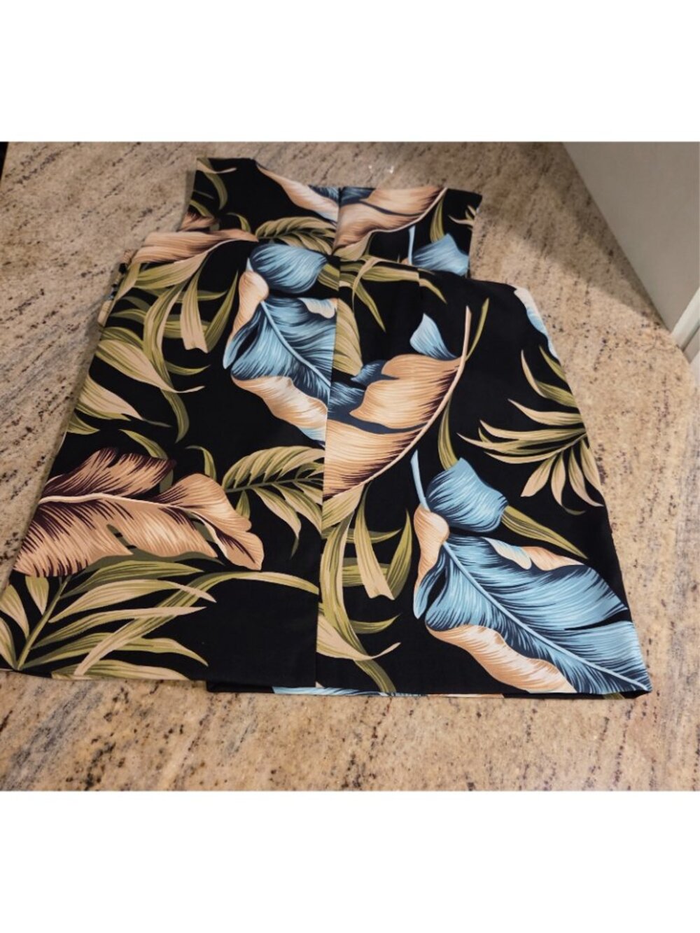AGB Dress Floral Aloha Hawaii Midi Sleeveless Size 6 Black Blue Green Zip - Picture 12 of 13